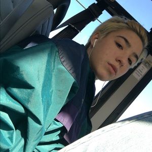 Meet your Posher, Becca